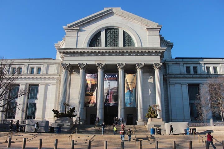 Smithsonian Natural History + Museum of American History 8ppl Max