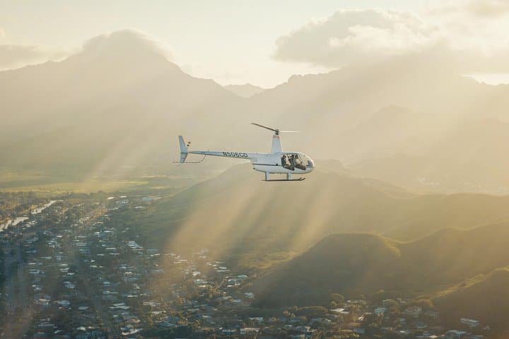 Private 60 Minutes Helicopter Tour in Honolulu