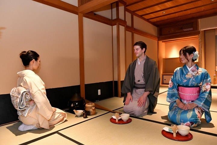 Kimono Tea Ceremony Experience at Kyoto Orizuruya Gion